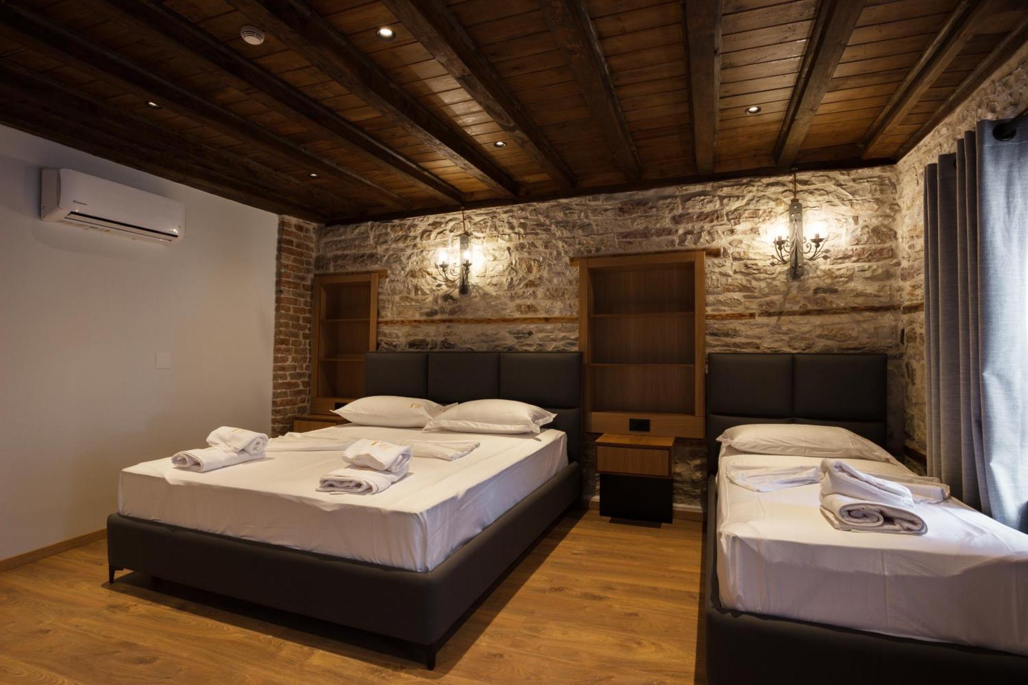 Furra Hotel Gjirokaster Ngoại thất bức ảnh